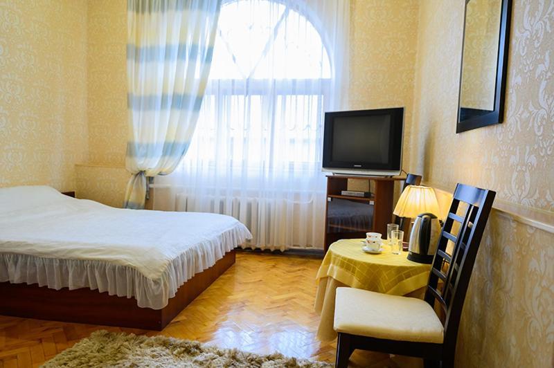 Мини отель, гостиный двор  Байкал Дніпро Екстер'єр фото