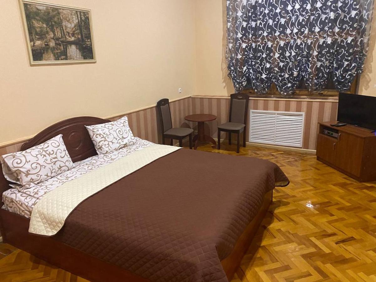 Мини отель, гостиный двор  Байкал Дніпро Екстер'єр фото
